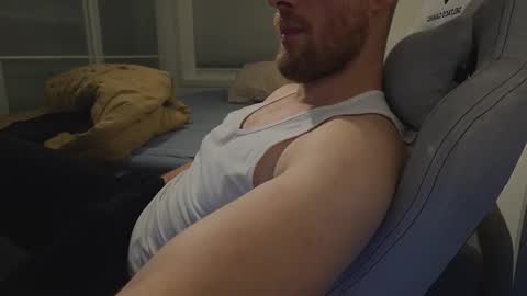 Snapshot of bottomtsinner chatting on March 1, 12:12 am bottomtsinner online show from March 1, 12:12 am