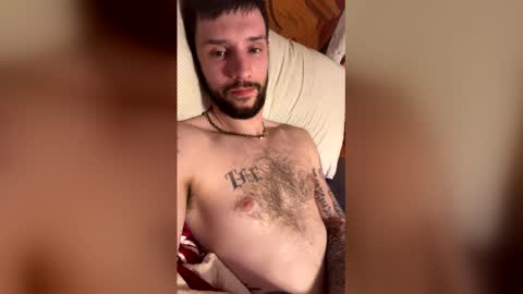 Snapshot of boujiiboy chatting on March 23, 3:54 am boujiiboy online show from March 23, 3:54 am