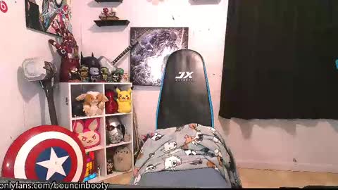 Pumpkin Butt online show from March 11, 6:53 am