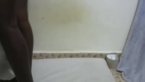 bouncy_vee online show from March 3, 11:22 am