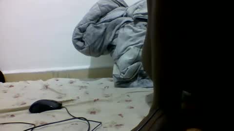 bouncy_vee online show from February 28, 12:17 pm