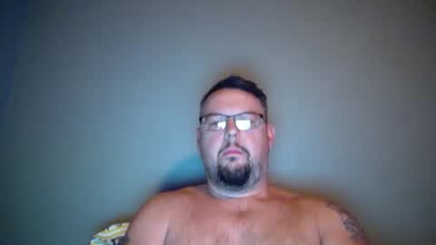 bowtieguy84 online show from September 13, 7:52 am