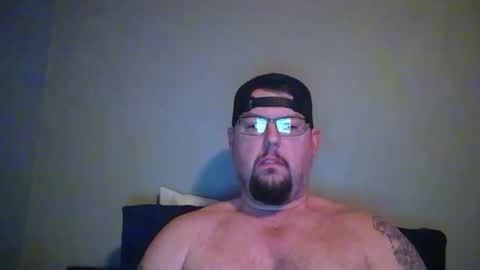 bowtieguy84 online show from March 28, 6:02 am