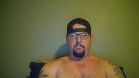 bowtieguy84 online show from March 31, 1:07 am