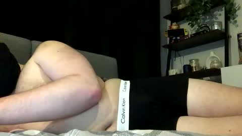 boxerbro123 online show from April 9, 12:54 am