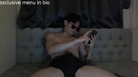 boxman556990 online show from November 21, 9:46 pm