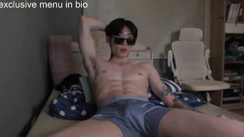 boxman556990 online show from December 16, 3:33 am