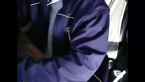 boy21000 online show from October 27, 6:56 pm