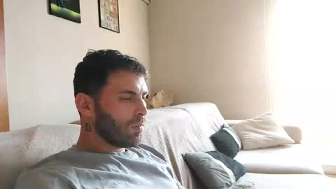 Snapshot of boy_aroundtheworld chatting on October 12, 3:22 pm Dan online show from October 12, 3:22 pm