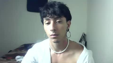 Snapshot of boy_fox_guys chatting on December 11, 3:56 am Boy Astro online show from December 11, 3:56 am