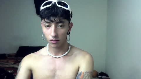 Snapshot of boy_fox_guys chatting on January 9, 1:39 am Boy Astro online show from January 9, 1:39 am