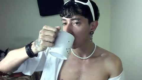 Snapshot of boy_fox_guys chatting on January 23, 11:58 am Boy Astro online show from January 23, 11:58 am