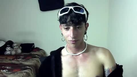Snapshot of boy_fox_guys chatting on January 26, 11:50 pm Boy Astro online show from January 26, 11:50 pm