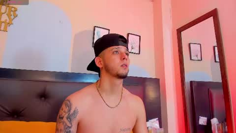 Snapshot of boy_mathew chatting on June 26, 11:14 am Mathew online show from June 26, 11:14 am