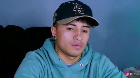 boy_nauthy online show from November 13, 6:40 pm