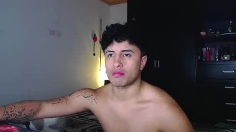 boy_nauthy online show from February 6, 11:30 pm