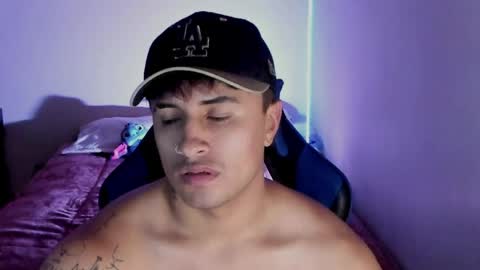 boy_nauthy online show from April 27, 10:52 pm