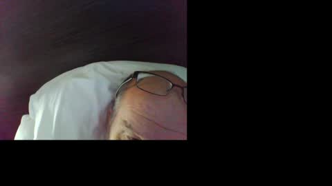 boy_with_an_extra online show from February 22, 11:47 pm