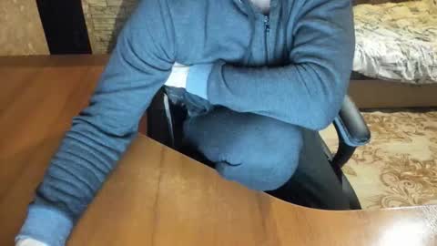 Snapshot of boyapollon chatting on October 27, 7:29 pm BoyApollon online show from October 27, 7:29 pm