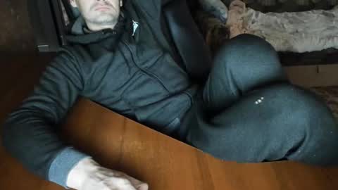 Snapshot of boyapollon chatting on December 21, 8:10 am BoyApollon online show from December 21, 8:10 am