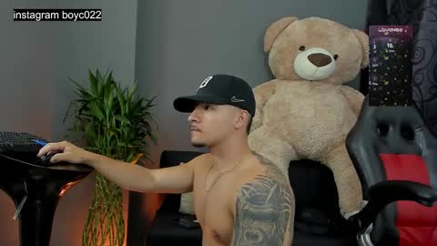 boyc02_ online show from March 2, 7:32 am