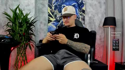 boyc02_ online show from September 11, 2:28 pm