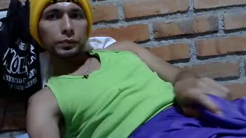 Boy online show from October 23, 11:24 pm