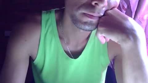 Boy online show from May 18, 2:01 pm