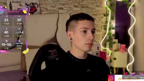 boyfox_tay online show from February 2, 7:34 pm