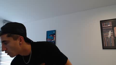 Felipe  online show from January 24, 7:07 pm