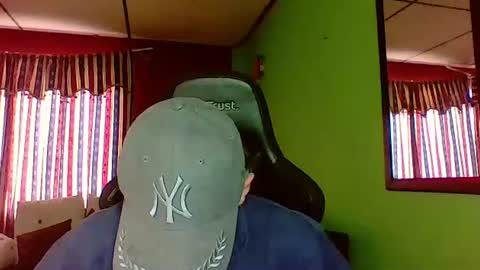 Felipe  online show from July 3, 4:57 pm