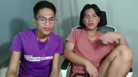 Snapshot of boyinyourfantasy chatting on December 24, 11:11 pm Dex online show from December 24, 11:11 pm