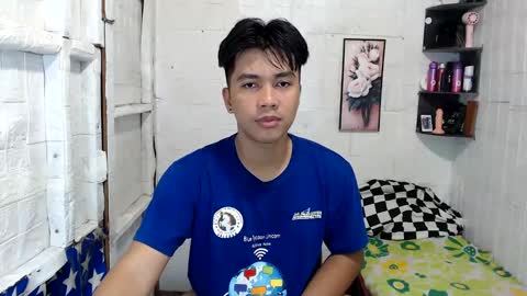 Snapshot of boyinyourfantasy chatting on January 8, 1:42 am Dex online show from January 8, 1:42 am