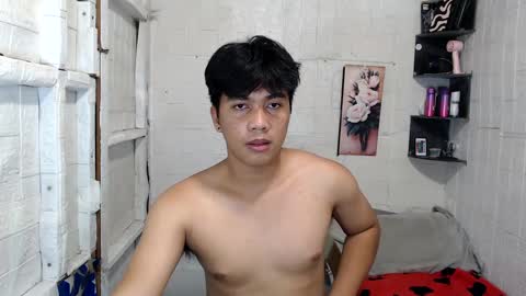 Snapshot of boyinyourfantasy chatting on February 9, 7:52 pm Dex online show from February 9, 7:52 pm