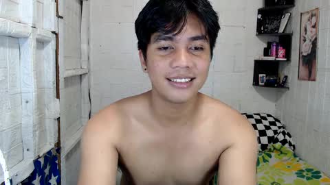 Snapshot of boyinyourfantasy chatting on February 28, 6:54 am Dex online show from February 28, 6:54 am