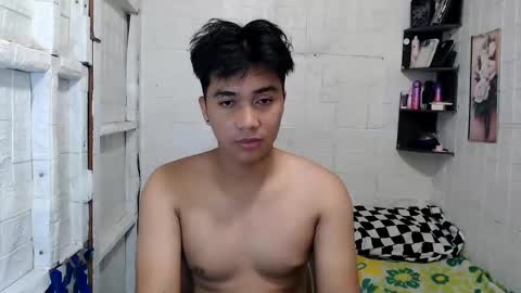 Snapshot of boyinyourfantasy chatting on March 10, 8:01 pm Dex online show from March 10, 8:01 pm