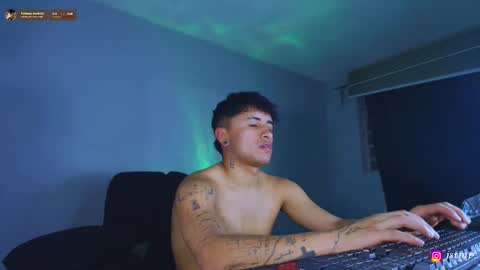 miguel  online show from October 31, 11:06 pm