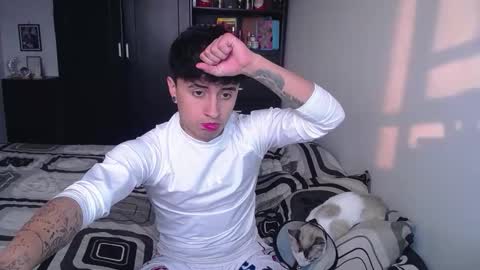 miguel  online show from February 10, 10:14 pm