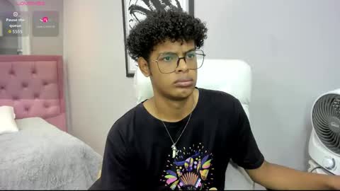 Snapshot of boylittle19cm chatting on October 28, 12:09 pm Jackson online show from October 28, 12:09 pm