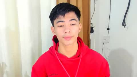 HI IM JAMES DONT FORGET GIVE ME THUMBS UP AND JOIN TO MY FANCLUB online show from December 2, 11:23 pm