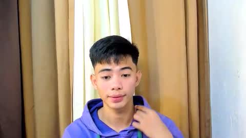 HI IM JAMES DONT FORGET GIVE ME THUMBS UP AND JOIN TO MY FANCLUB online show from February 11, 7:13 am