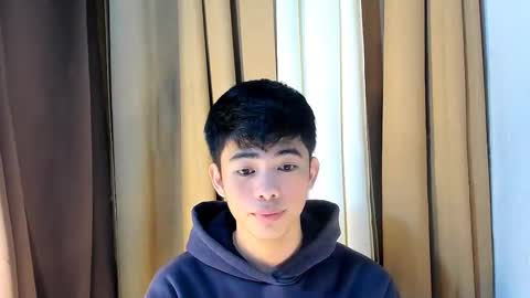 HI IM JAMES DONT FORGET GIVE ME THUMBS UP AND JOIN TO MY FANCLUB online show from March 17, 2:16 am