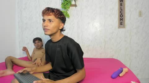 ALEX - TAYLER  -MIKE online show from May 21, 1:01 am