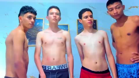 boys_twink69 online show from June 5, 6:35 pm