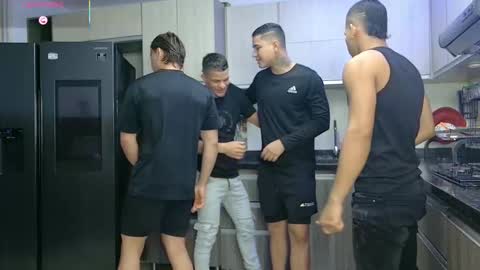 Angelo Mark Fernando Taylor online show from December 18, 11:38 am