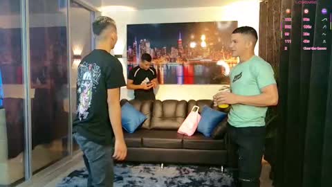 Angelo Mark Fernando Taylor online show from February 7, 11:47 am