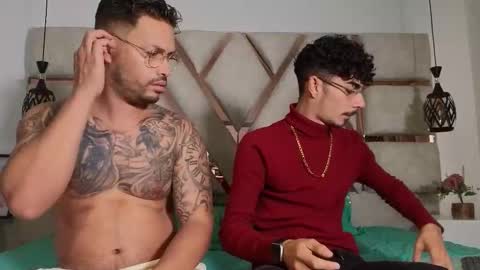 Snapshot of boysonfiree chatting on October 31, 11:44 am boysonfiree online show from October 31, 11:44 am