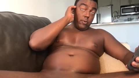 Snapshot of boytoy298812 chatting on March 19, 12:47 am boytoy298812 online show from March 19, 12:47 am