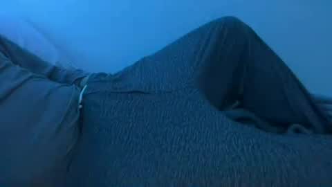 Snapshot of boytoybenny chatting on July 13, 7:33 am BoyToyBenny online show from July 13, 7:33 am