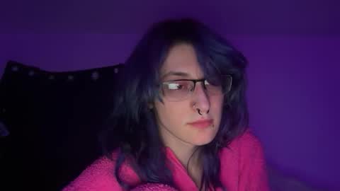 boywithbug online show from February 23, 5:16 am